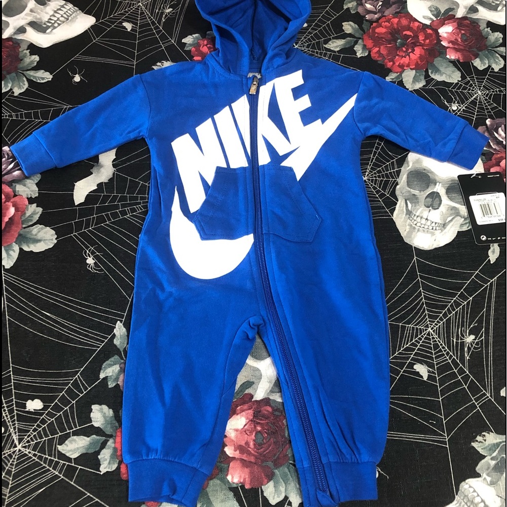 NWT NIKE AIR KIDS ZIP UP HOODIE ROMPER 6M ONESIE - Picture 1 of 11
